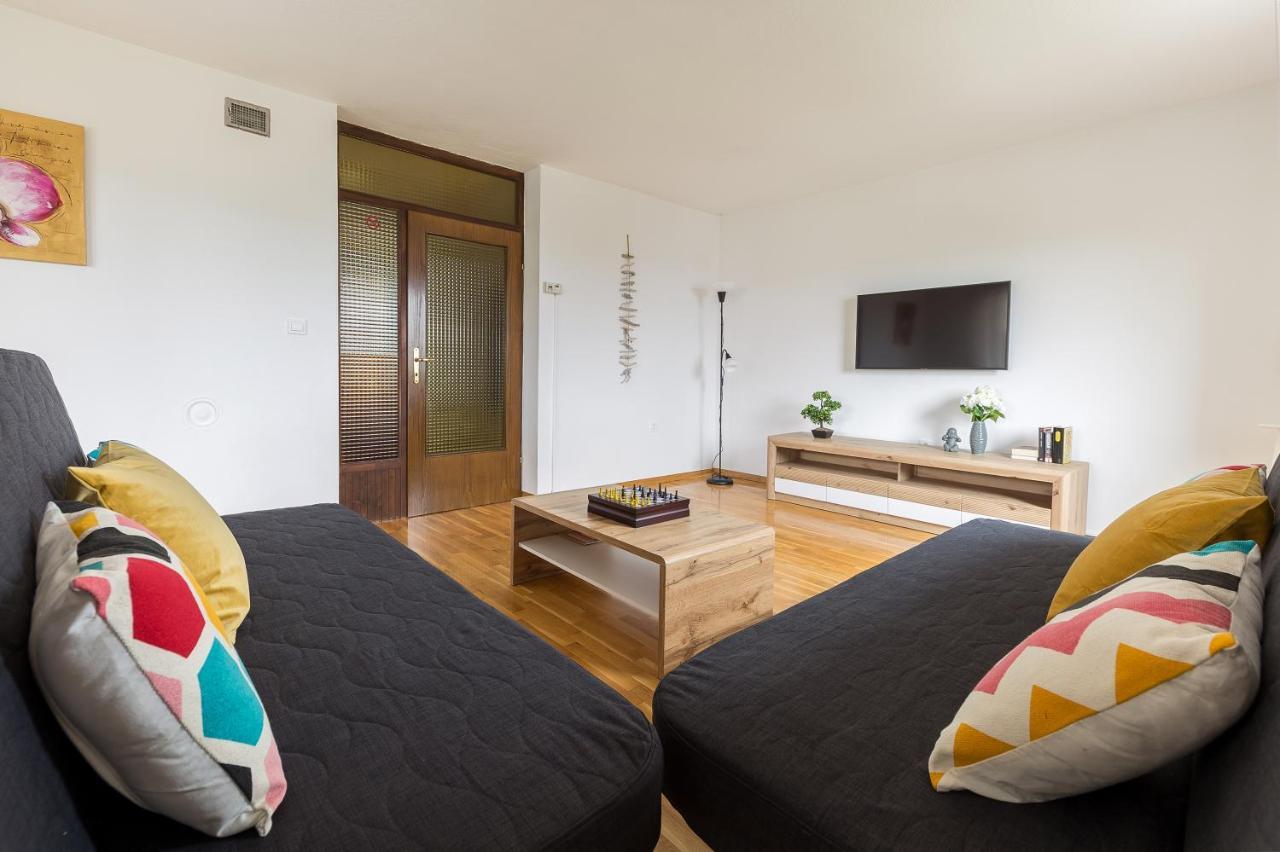 Apartment Valy - Free Bikes, Relaxing Terrace & Near Bled Eksteriør billede