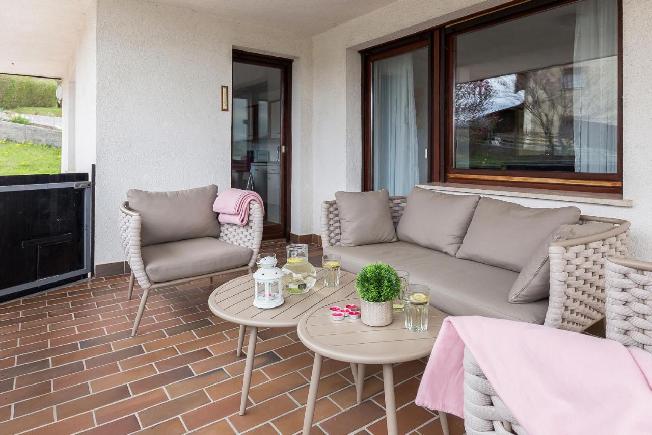 Apartment Valy - Free Bikes, Relaxing Terrace & Near Bled Eksteriør billede